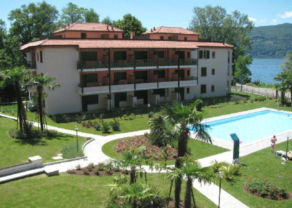 La Casa Sul Lago Monvalle Exterior foto